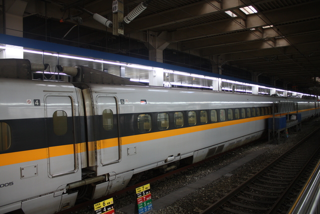 新幹線700系・Rail Star・４号車から見る５号車の写真の写真