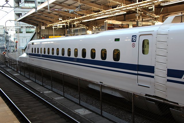 新幹線N700A・16号車(大阪側)の写真の写真
