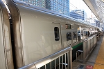 新幹線E3系2000番台・ホームから見る15号車(東京側)