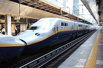 新幹線E4系・8～1号車(大宮側)