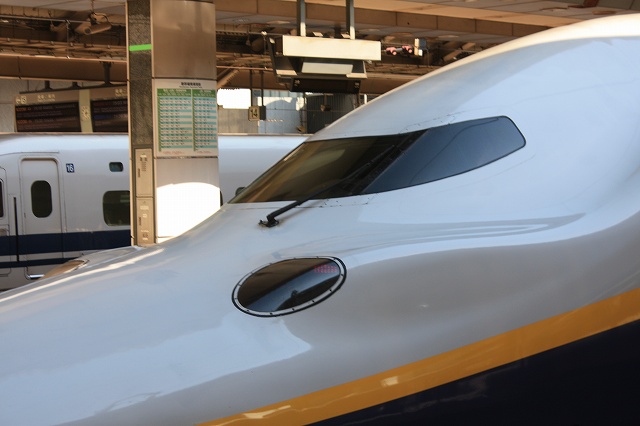 新幹線E4系・運転席の写真の写真