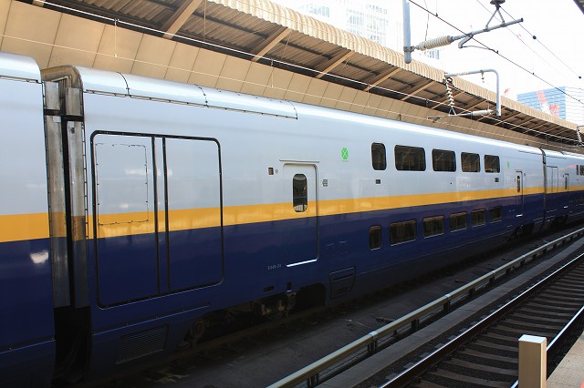新幹線E4系・15号車(大宮側)の写真の写真