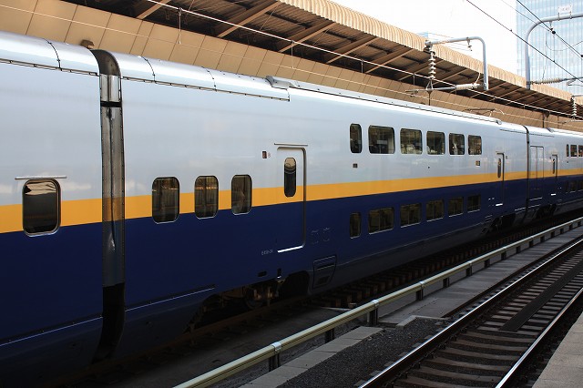 新幹線E4系・12号車(大宮側)の写真の写真