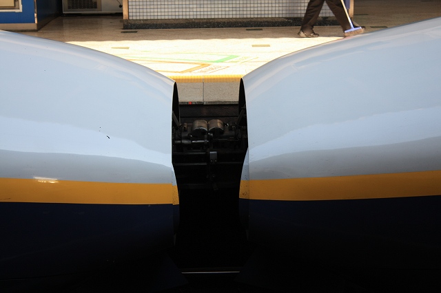 新幹線E4系・E4系同士の連結部の写真の写真