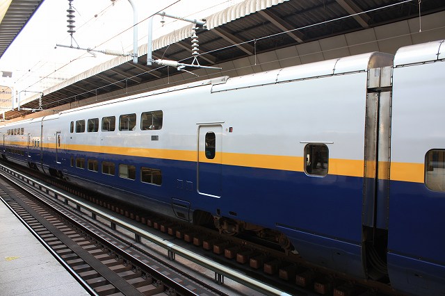 新幹線E4系・5号車(東京側)の写真の写真