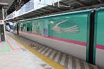 新幹線「E５系」・10号車(東京側)