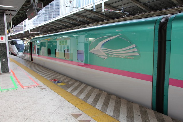 新幹線「E５系」・10号車(東京側)の写真の写真
