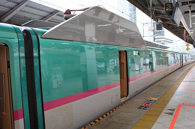新幹線「E５系」・3号車(大宮側)の写真の写真