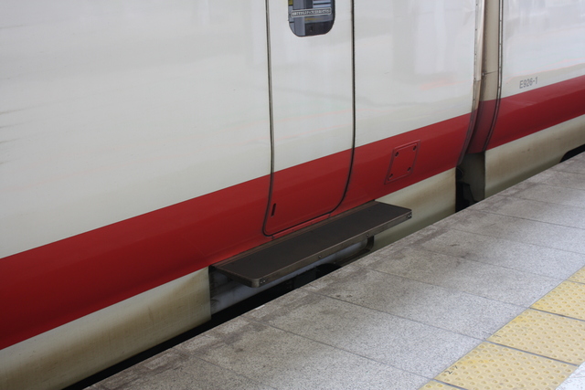 E926形・乗降口・足踏み台の写真の写真