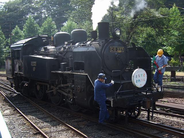 蒸気機関車(SL)のC11 227・動態保存の写真の写真