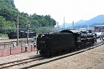 蒸気機関車C57 180号機・テンダー(炭水車)には大きな電気が付いている