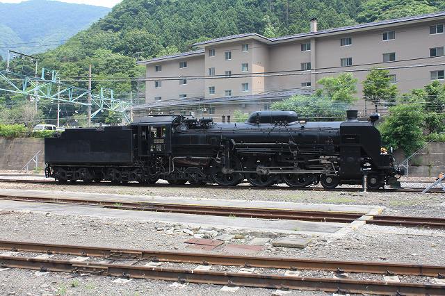 蒸気機関車C61 20号機・復路に向けて休憩中の写真の写真