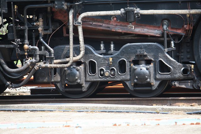 蒸気機関車C61 20号機・後方の従台車の写真の写真