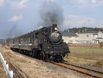 煙を吐く蒸気機関車(SL)のC12