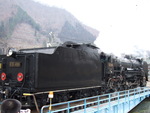 蒸気機関車(SL)のD51・転車台に積載完了
