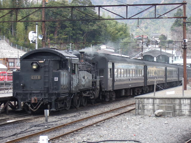 蒸気機関車(SL)のC10 ・後姿で索引の写真の写真