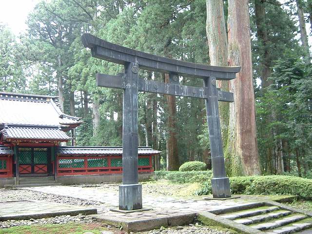 世界遺産・日光の社寺・東照宮仮殿鳥居の写真の写真
