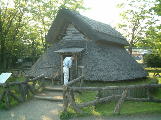 特別史跡・登呂遺跡・内部を見学できる竪穴式住居の写真の写真