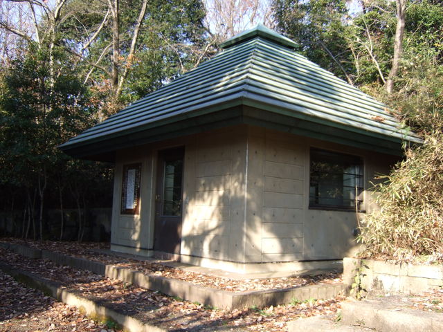 特別史跡・山上碑および古墳・石碑の覆屋の写真の写真